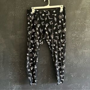 Her Universe Captain Marvel Leggings 2X